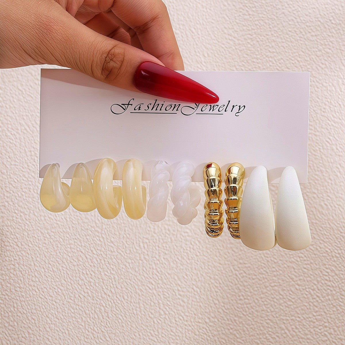 Classy Resin Heart & Teardrop Earring Set