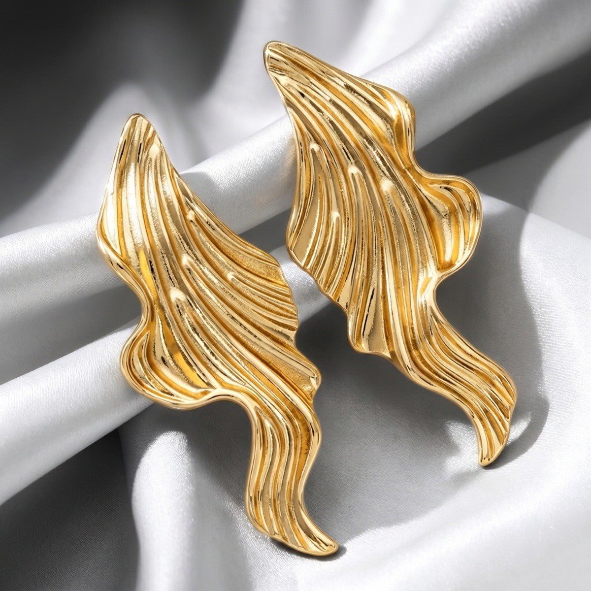 Classy Textured Wave Statement Earrings