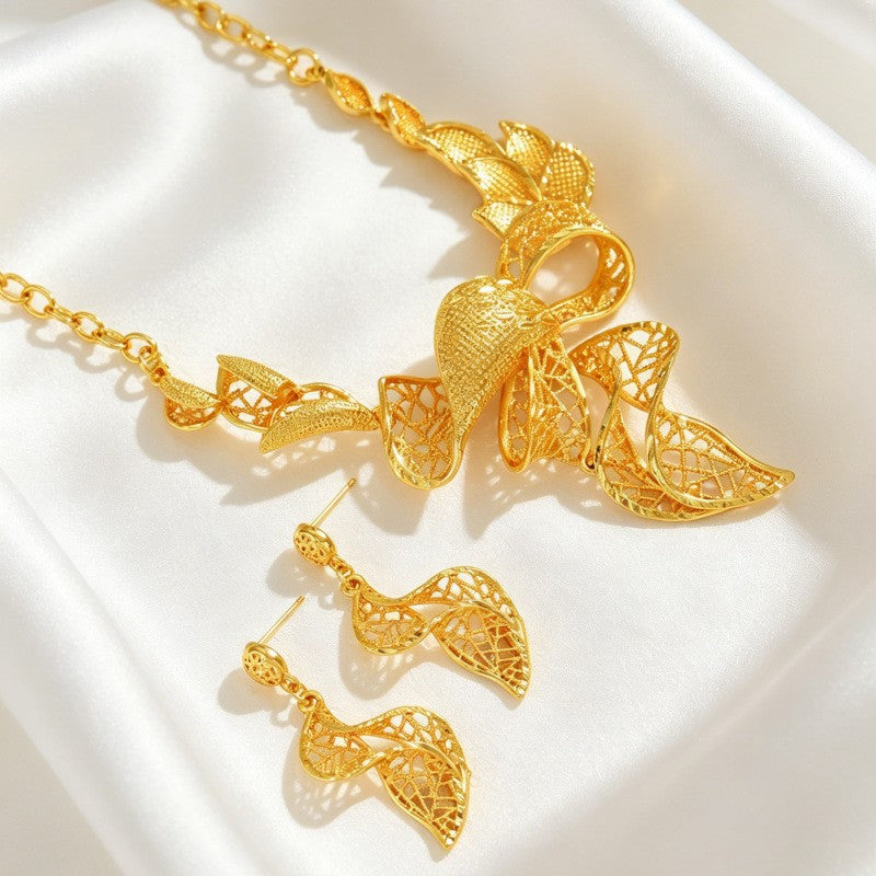 Elegant Filigree Leaf Necklace and Earrings Set