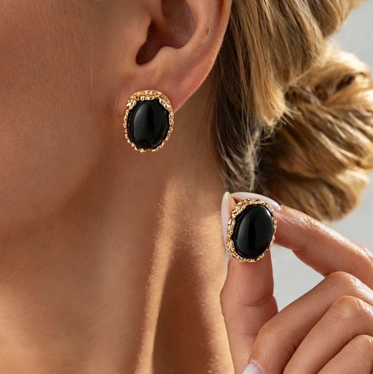 Classy Black Oval Resin Stud Earrings