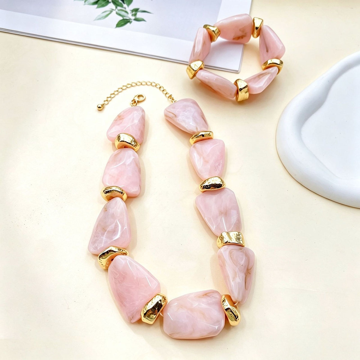 Classy Marbled Acrylic Necklace & Bracelet Set
