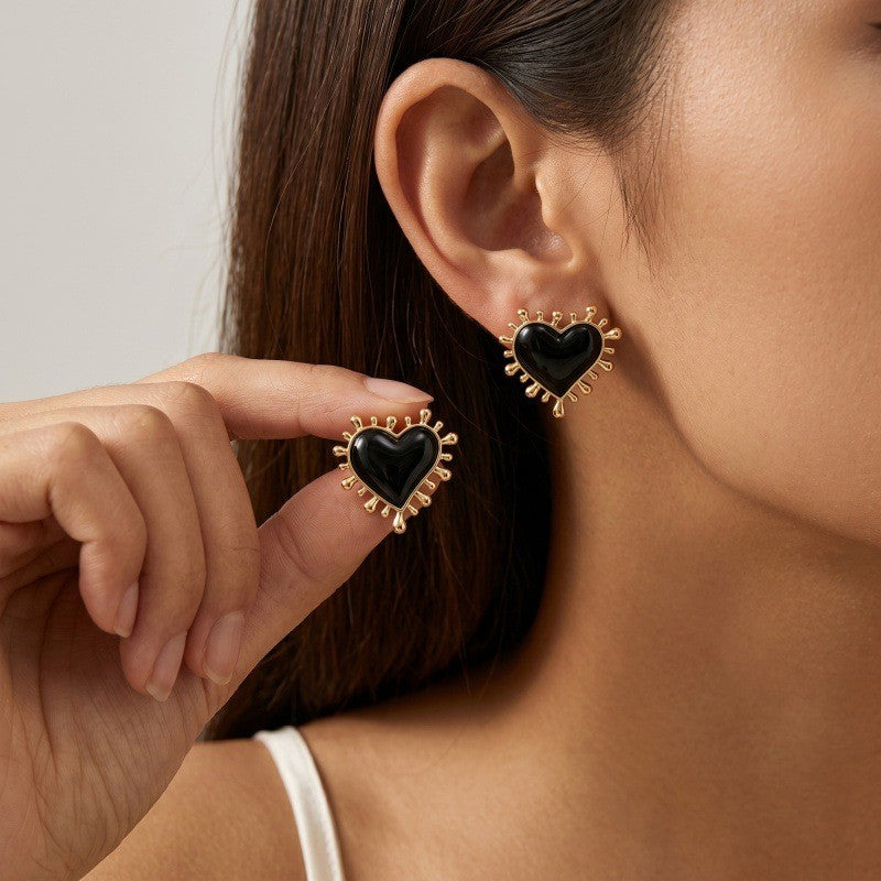 Classy Black Sunburst Heart Stud Earrings