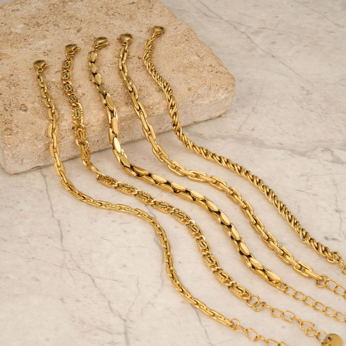 18k Vintage Mixed Link Bracelet Set