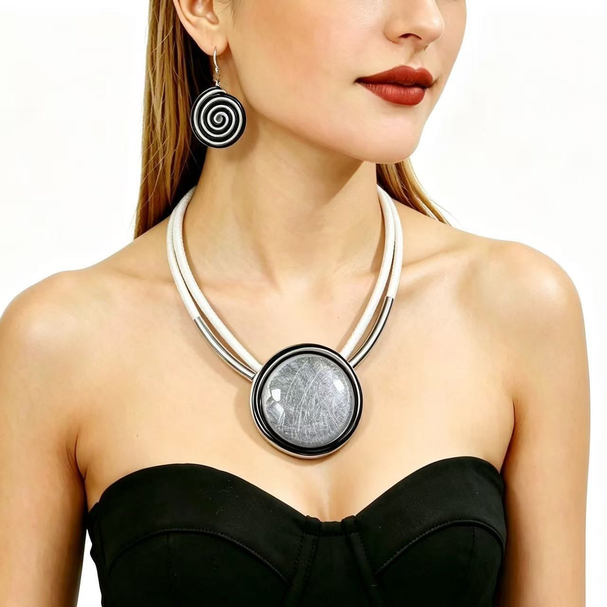 Classy Round Wire Spiral Necklace & Earring Set
