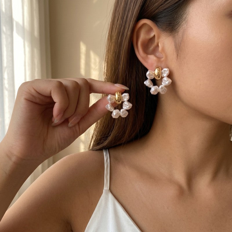 Classy Faux Pearl Flower Stud Earrings
