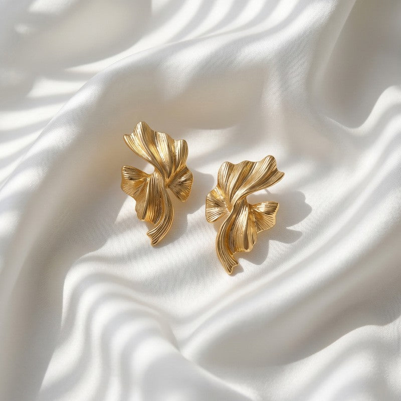 Classy Textured Ginkgo Leaf Statement Earrings