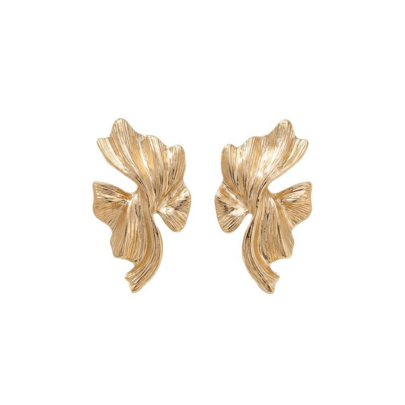 Classy Textured Ginkgo Leaf Statement Earrings
