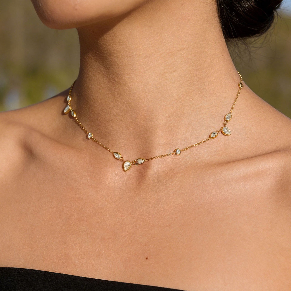 Dainty Teardrop Zirconia Necklace