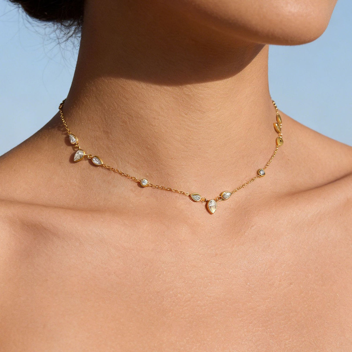 Dainty Teardrop Zirconia Necklace