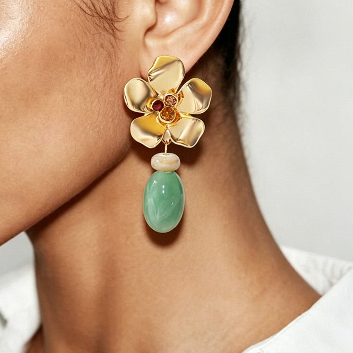 Vintage Floral Green Resin Drop Earrings