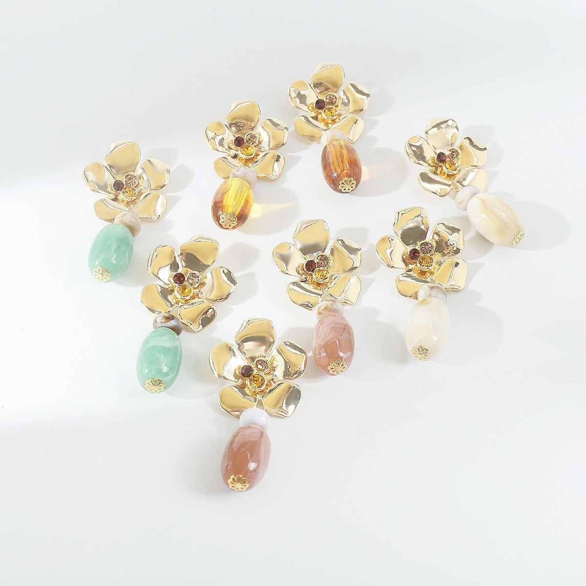 Vintage Floral Green Resin Drop Earrings