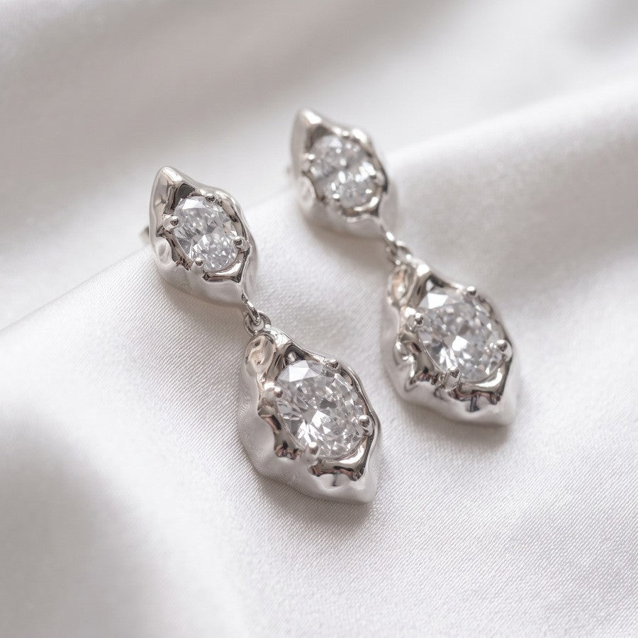 Elegant Irregular Zircon Dangle Earrings