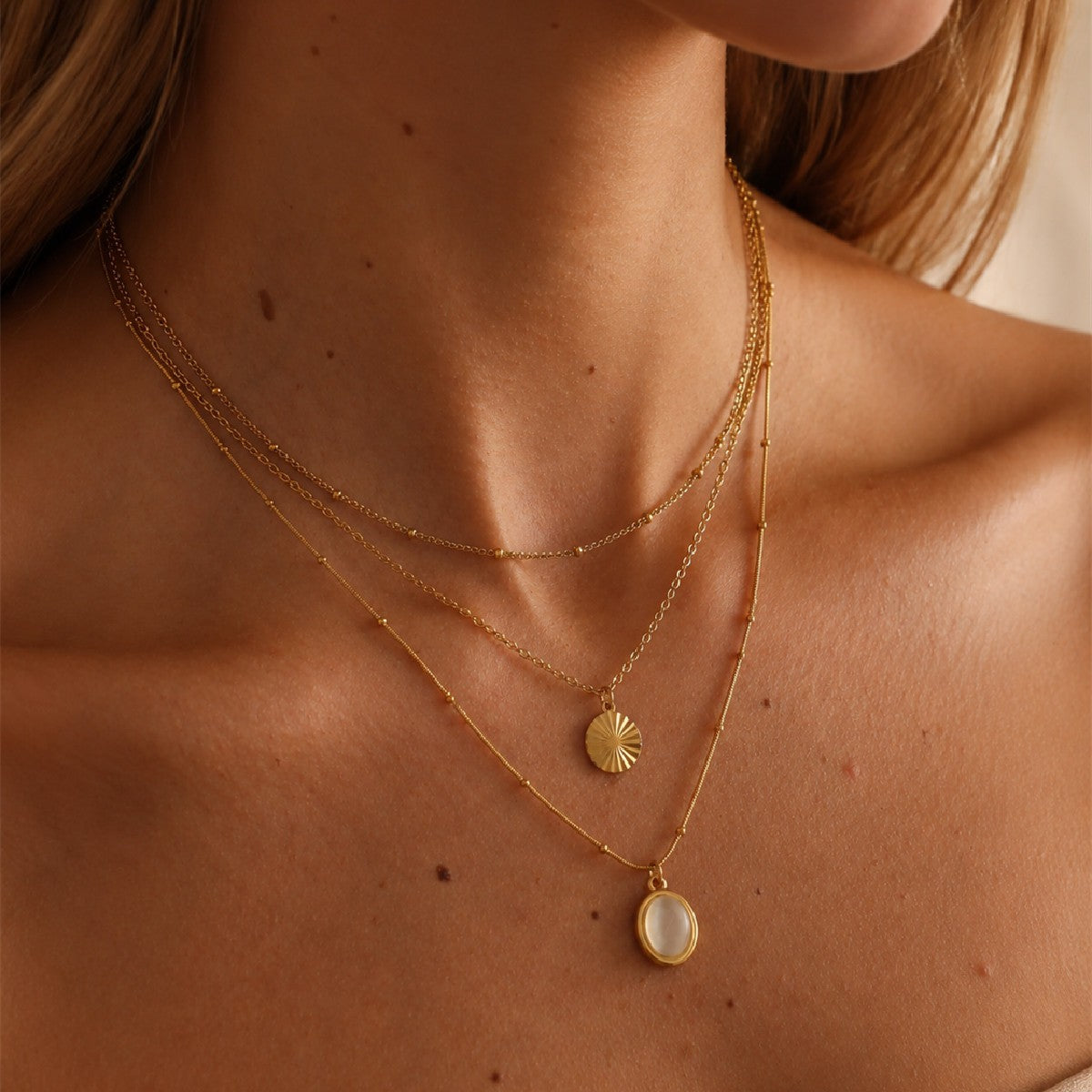 Dainty Cat's Eye Sunburst Pendant Necklace
