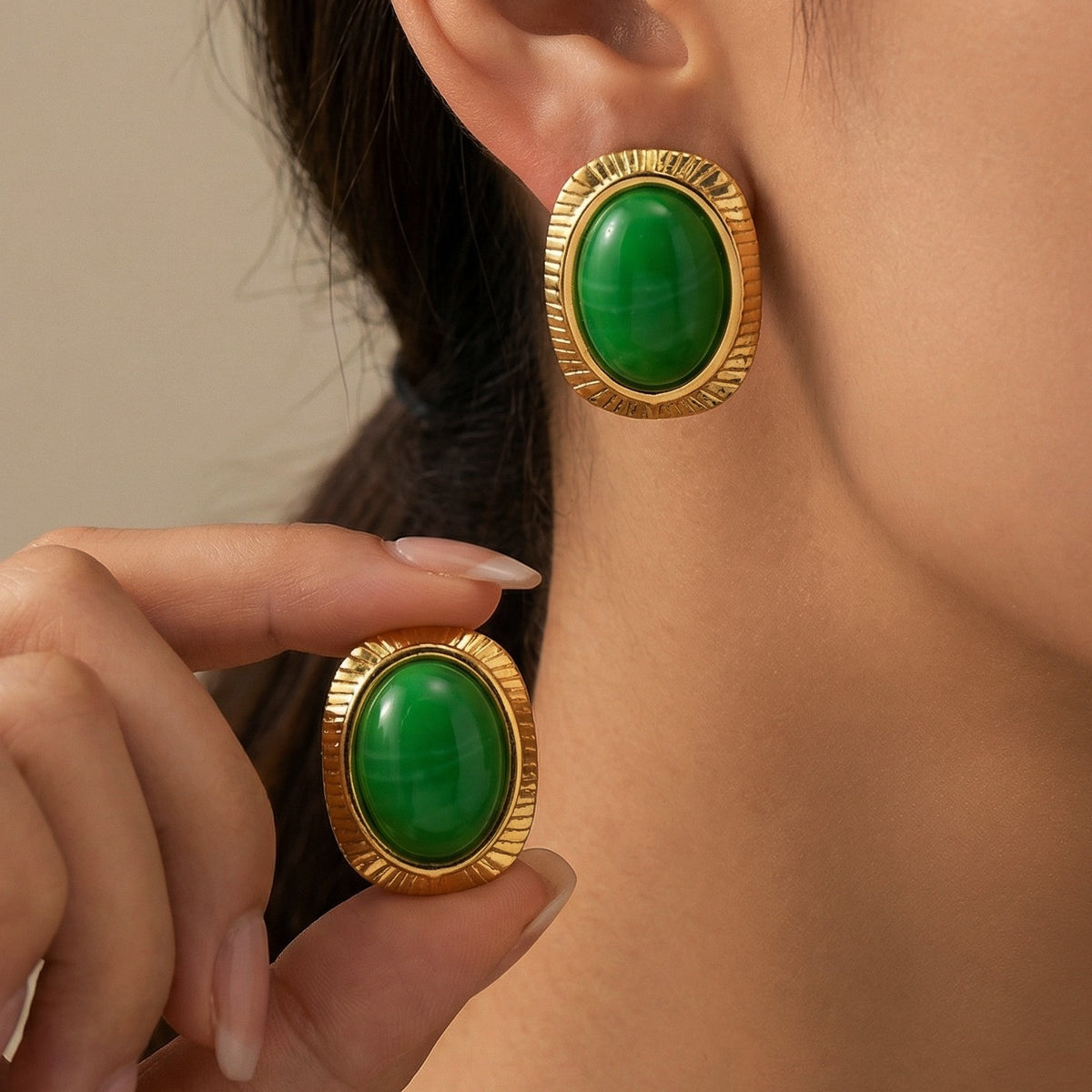 18k Classy Vintage Oval Resin Stud Earrings