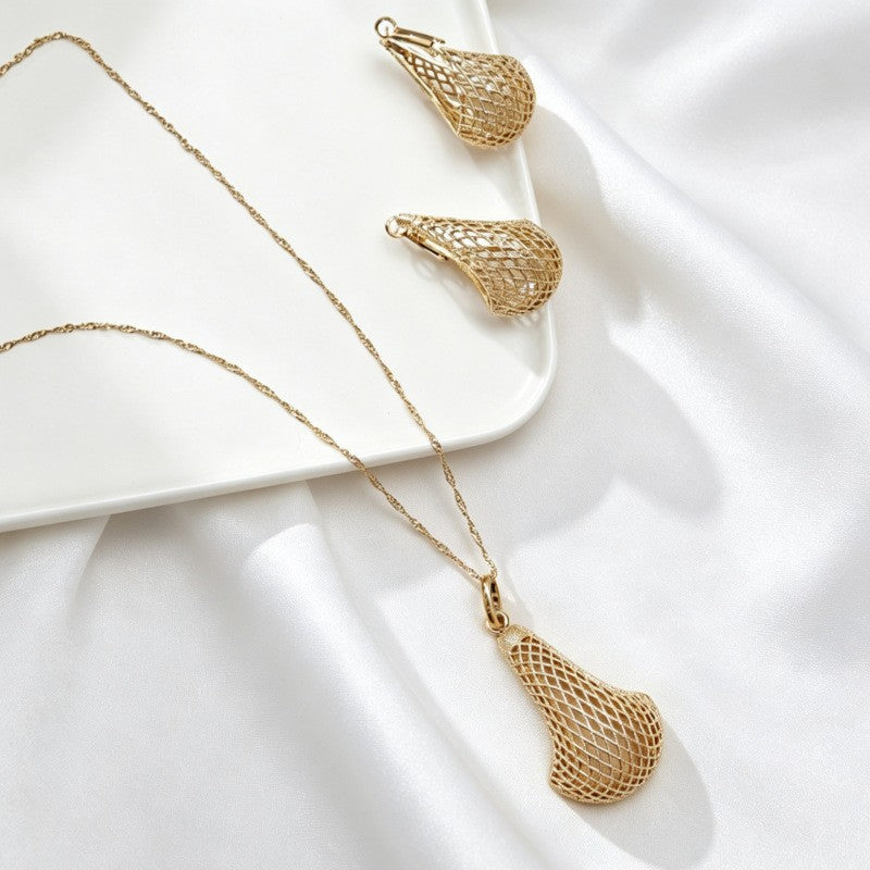 Classy Woven Mesh Teardrop Necklace & Earring Set