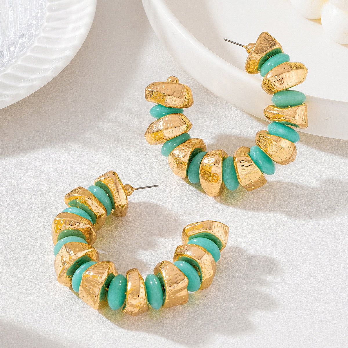 Classy Vintage Textured Bead C-Hoop Earrings