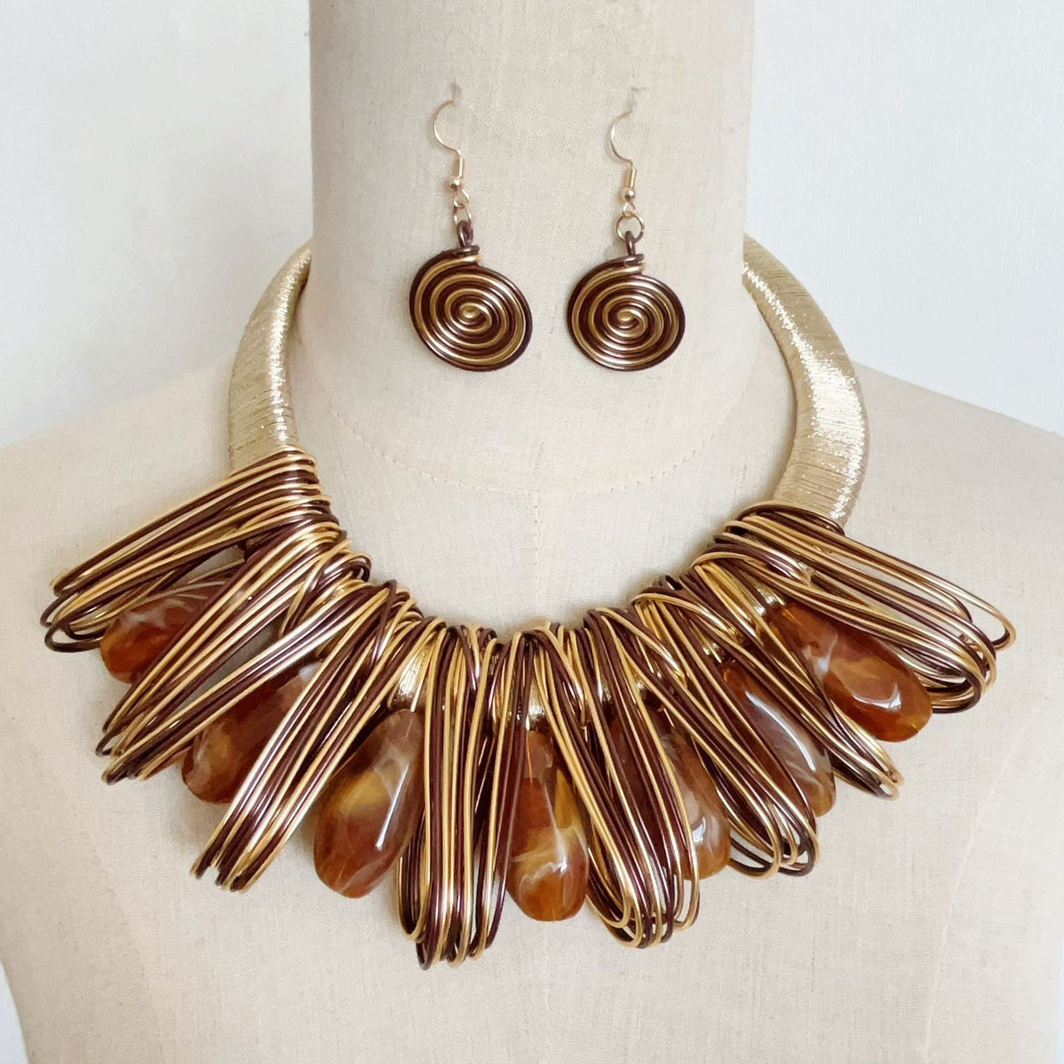 Boho Emerald Wire Collar Necklace & Earring Set