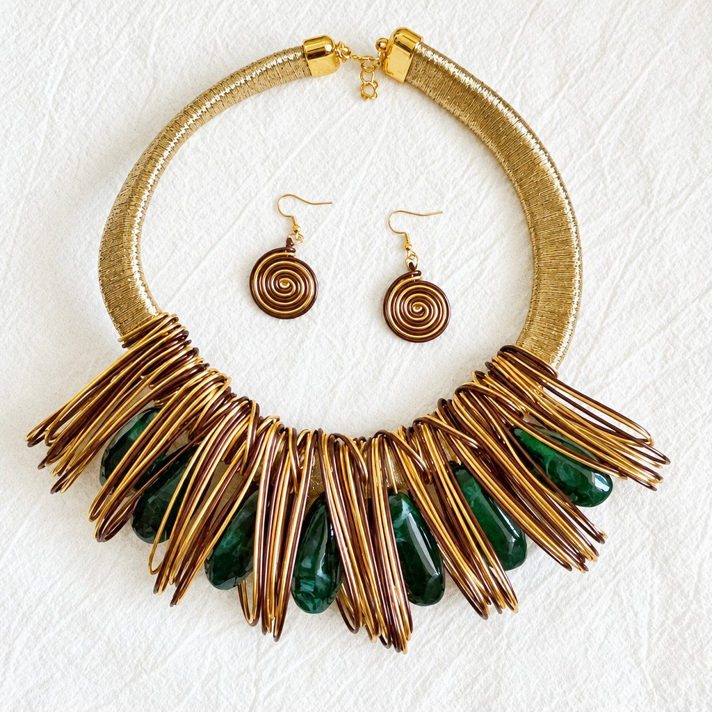 Boho Emerald Wire Collar Necklace & Earring Set