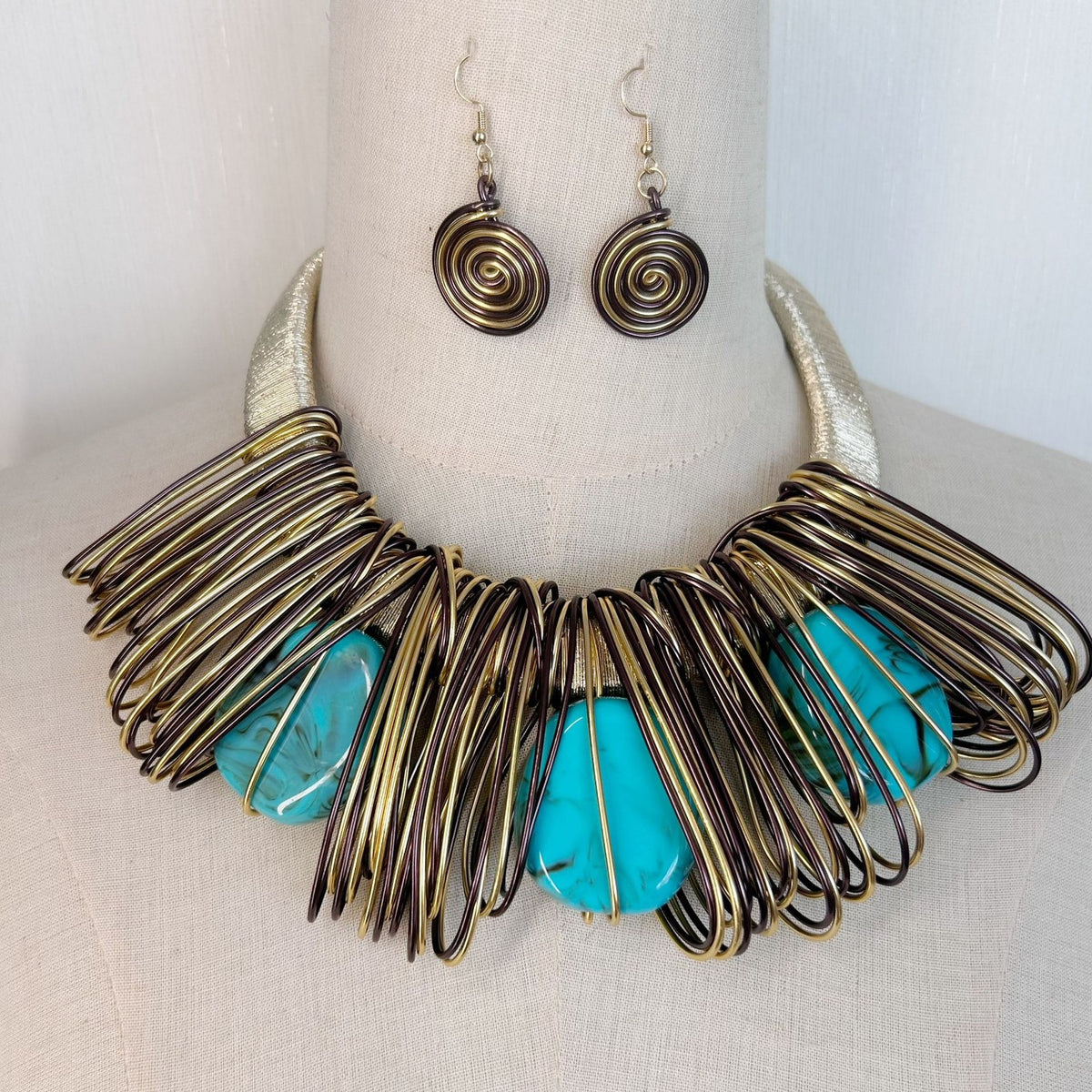Boho Woven Wire Turquoise Collar Necklace & Earring Set