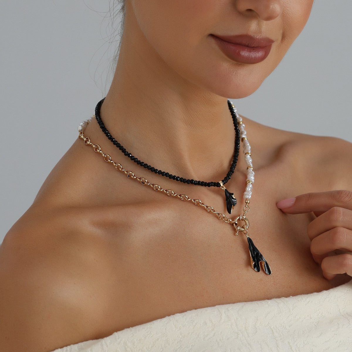 Classy Black And White Pearl Layered Necklace