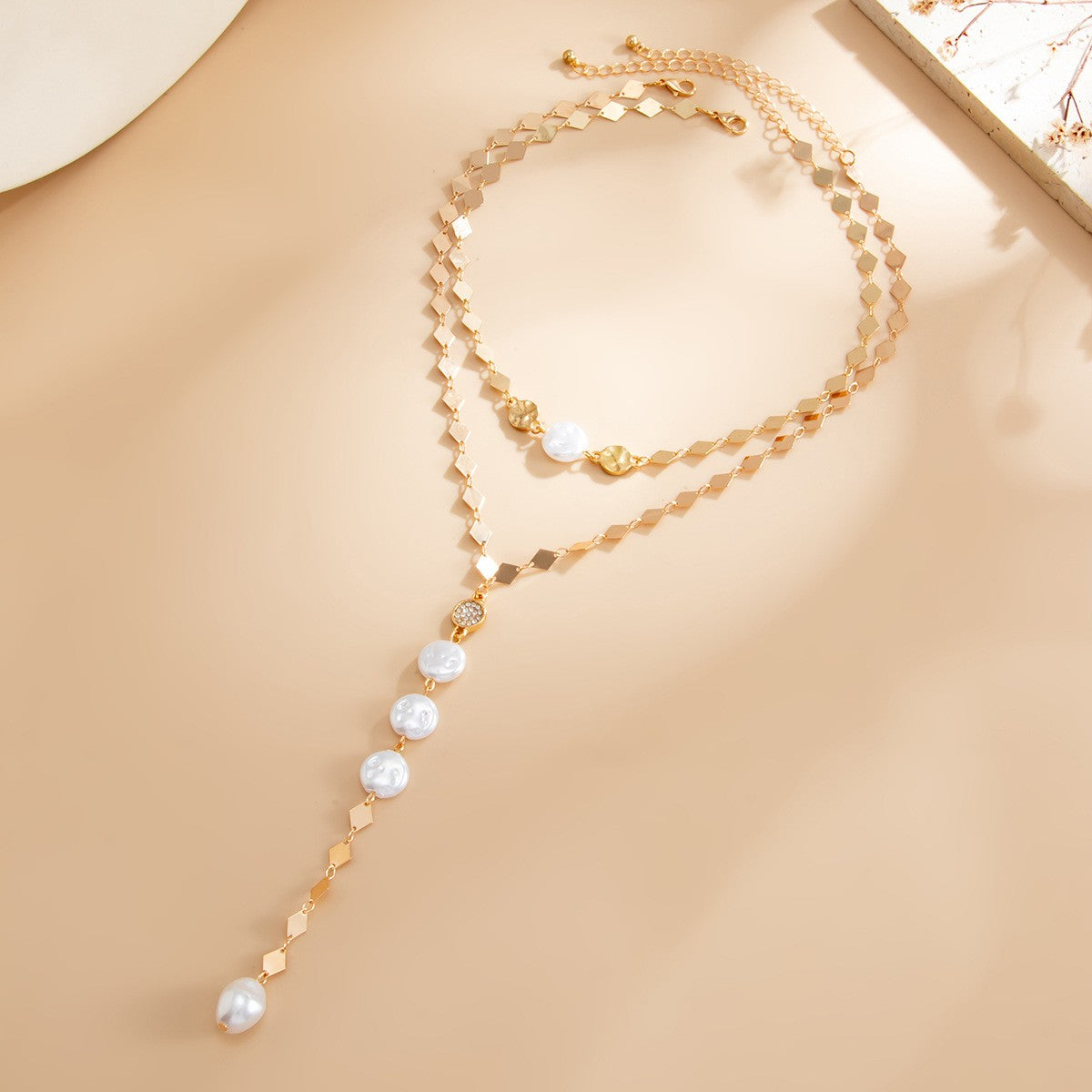 Classy Geometric Faux Pearl Y-Necklace