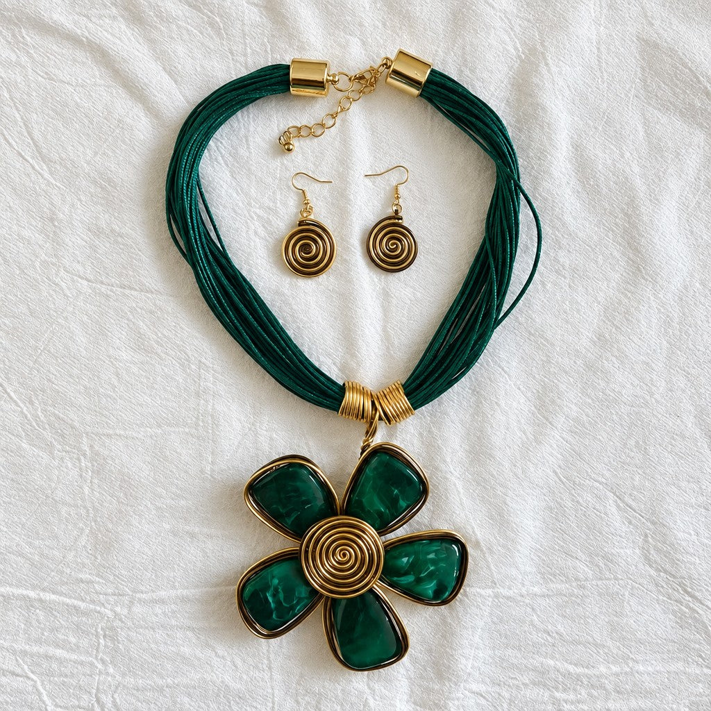 Vintage Woven Shell Flower Necklace & Earring Set