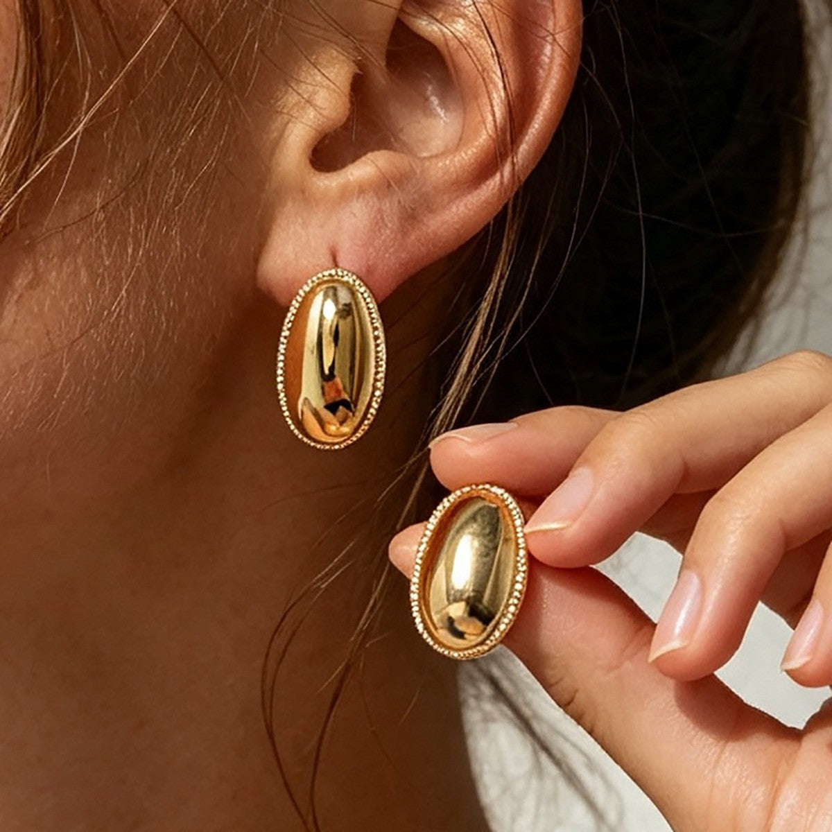 Classy Polished Oval Beaded Stud Earrings