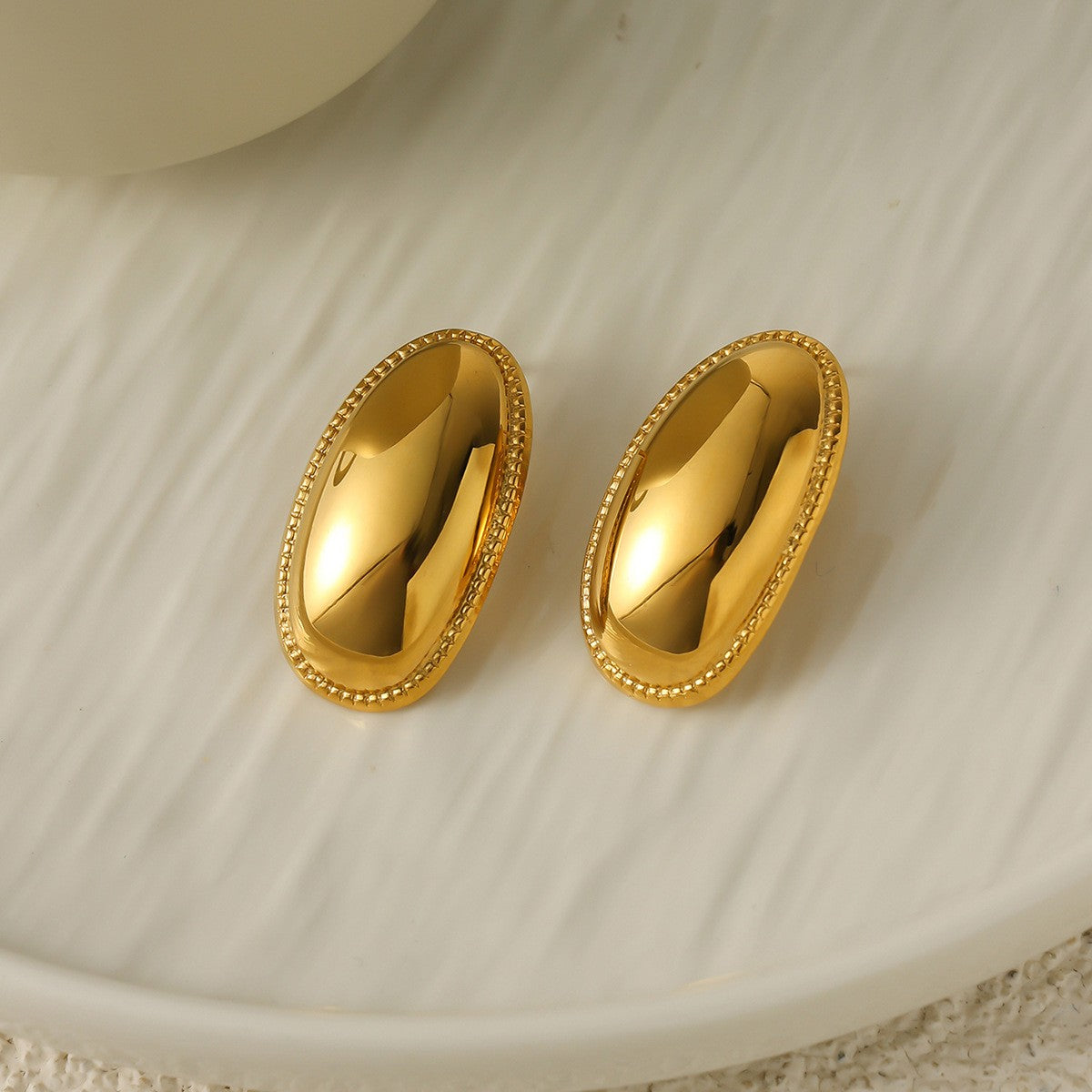 Classy Polished Oval Beaded Stud Earrings