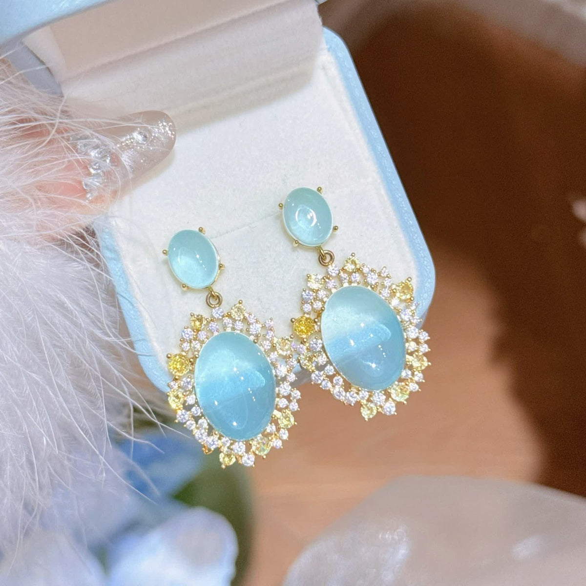 Elegant Vintage Blue Oval Drop Earrings