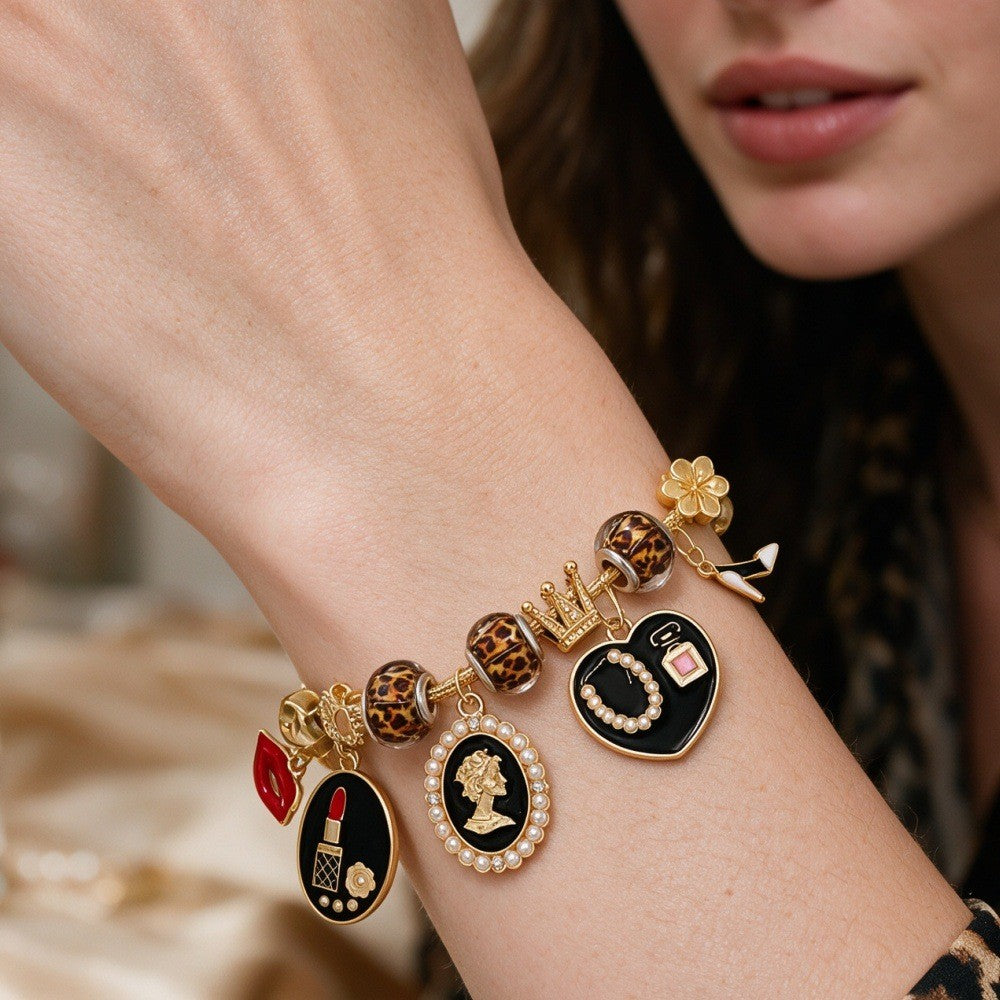 Chic Lipstick and Heart Charm Bracelet