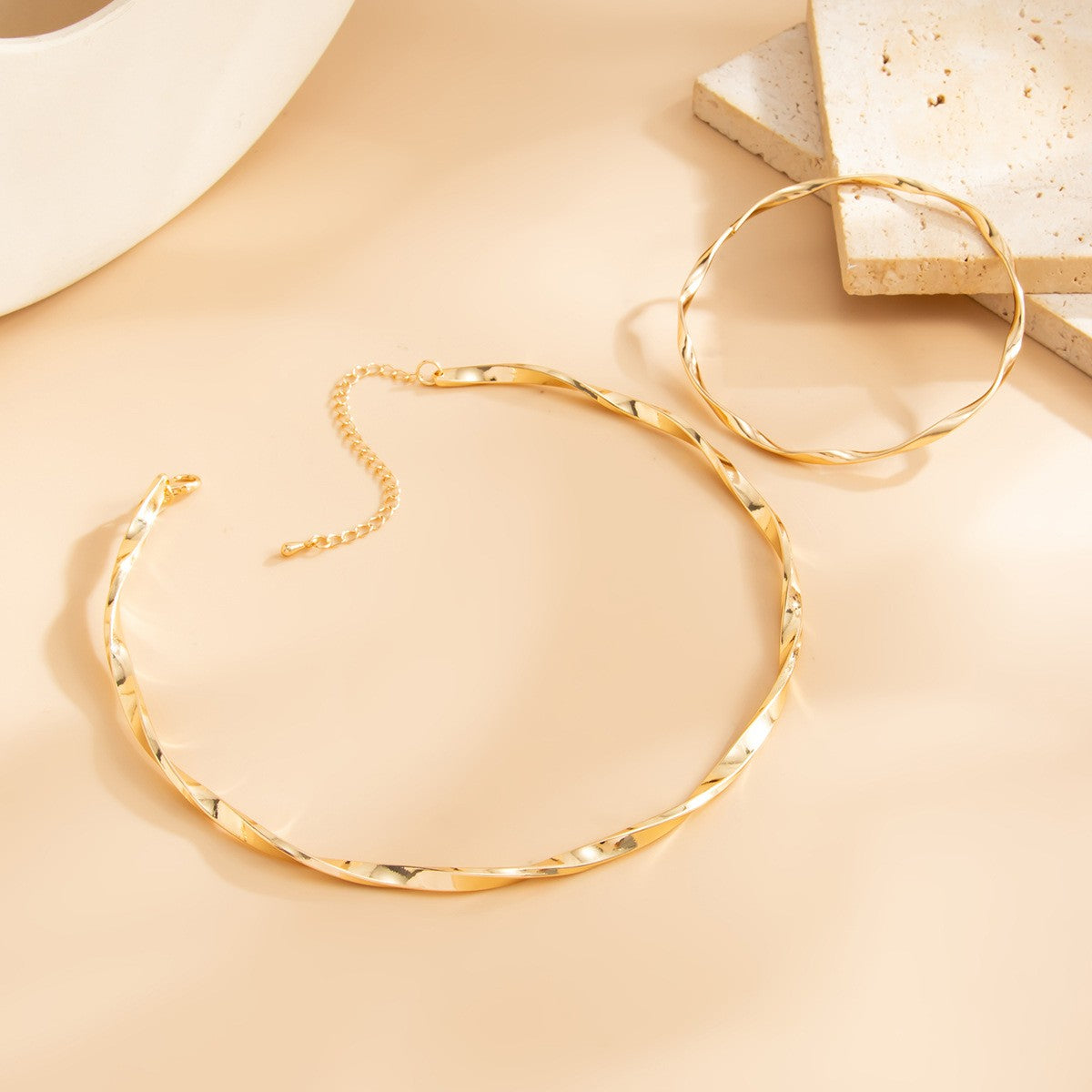 Classy Twisted Collar Necklace & Bangle Set