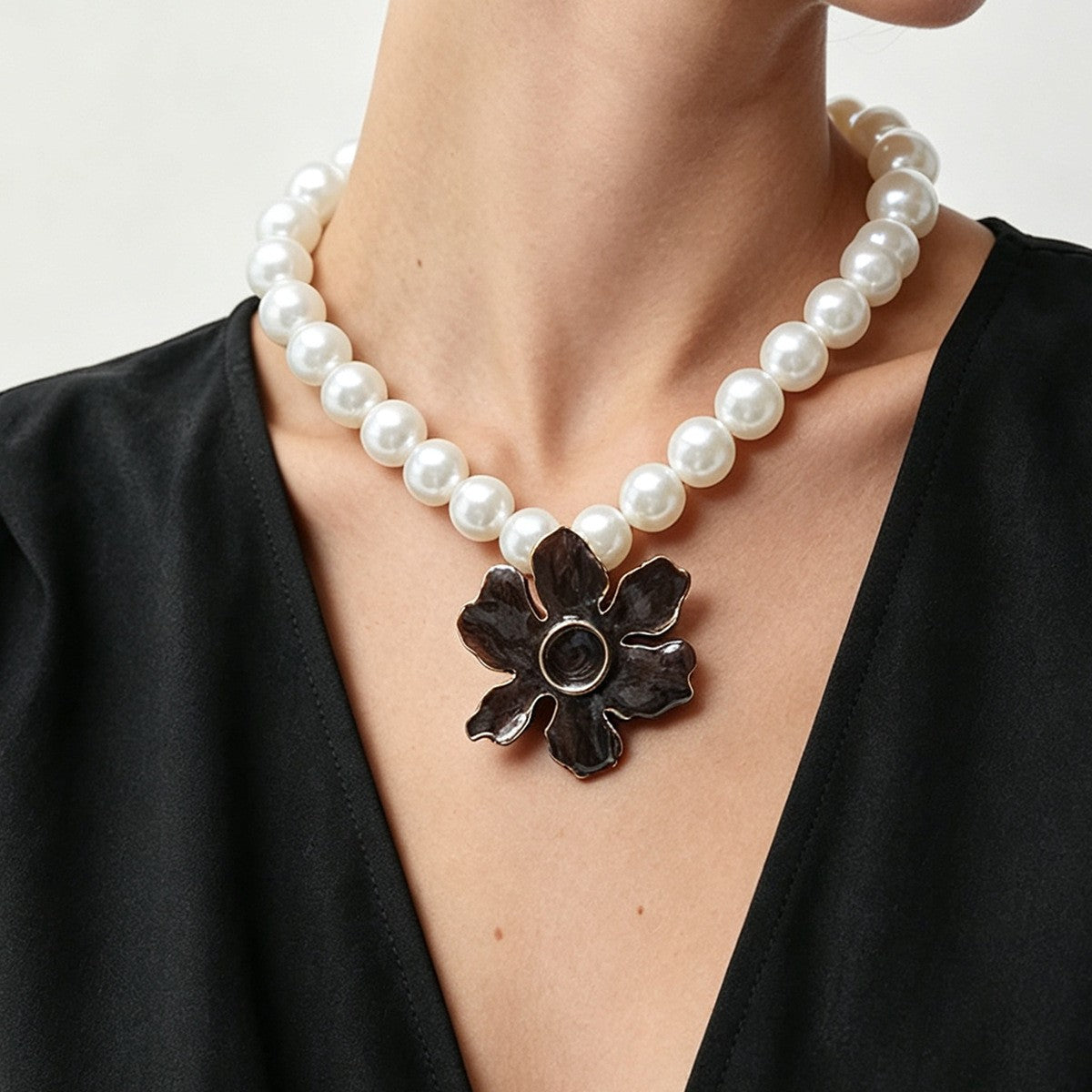 Romantic Green Enamel Flower Faux Pearl Necklace