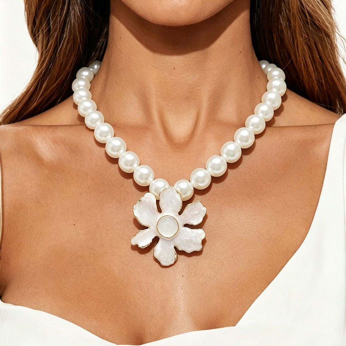 Romantic Green Enamel Flower Faux Pearl Necklace