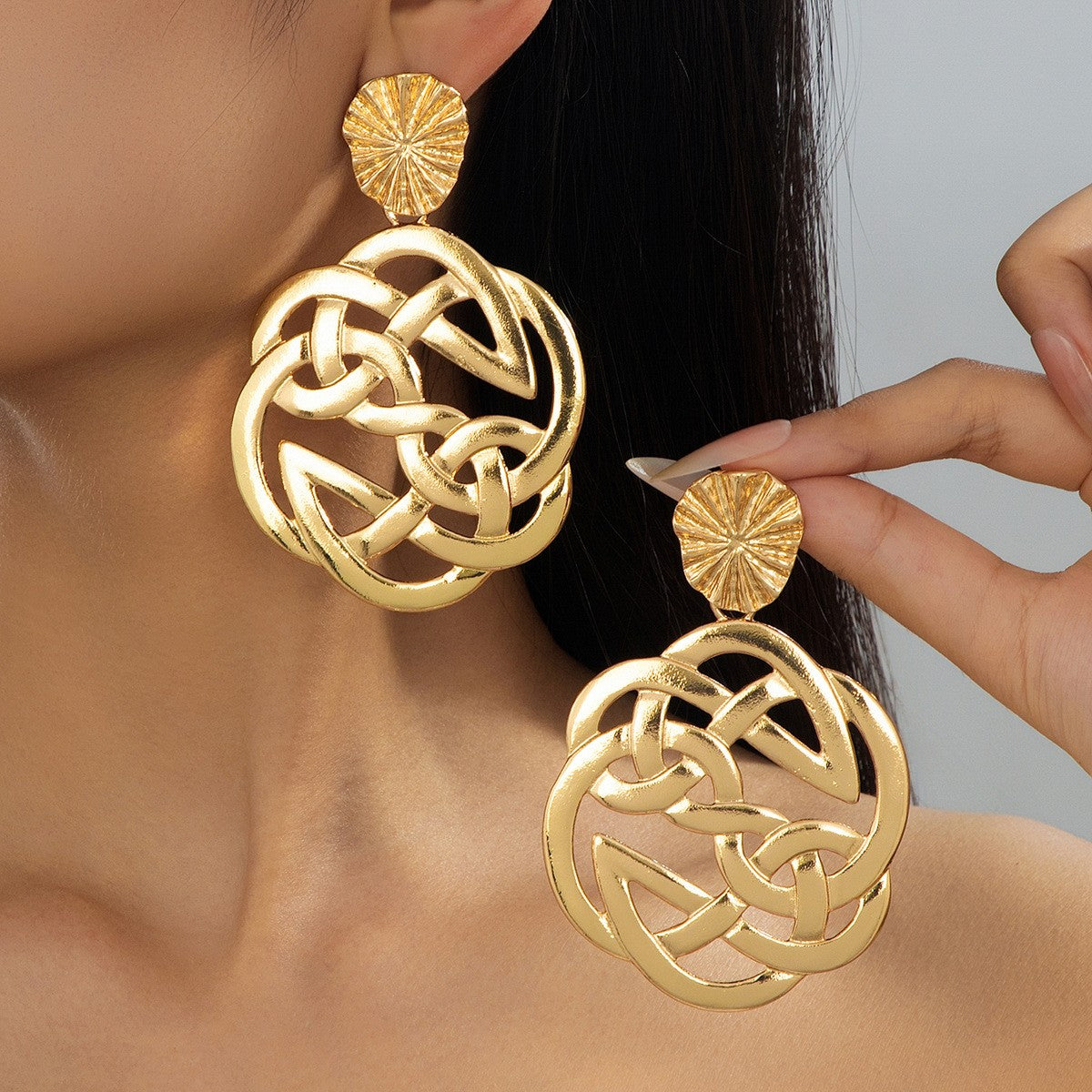 Classy Celtic Knot Sunburst Dangle Earrings