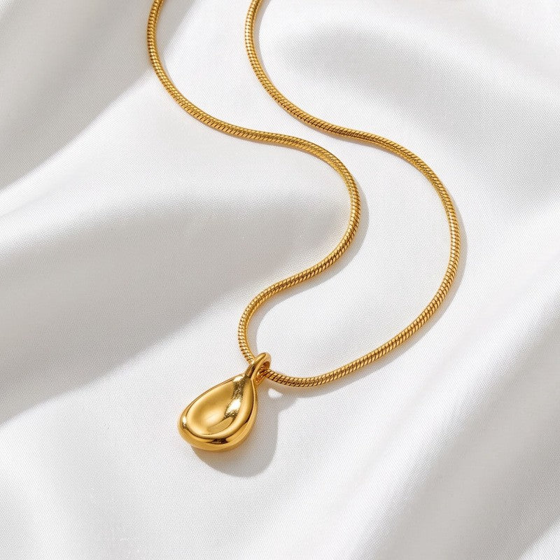 Classy Molten Teardrop Snake Chain Necklace