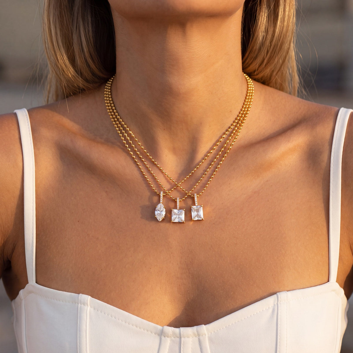 18k Dainty Beaded Geometric Pendant Necklace