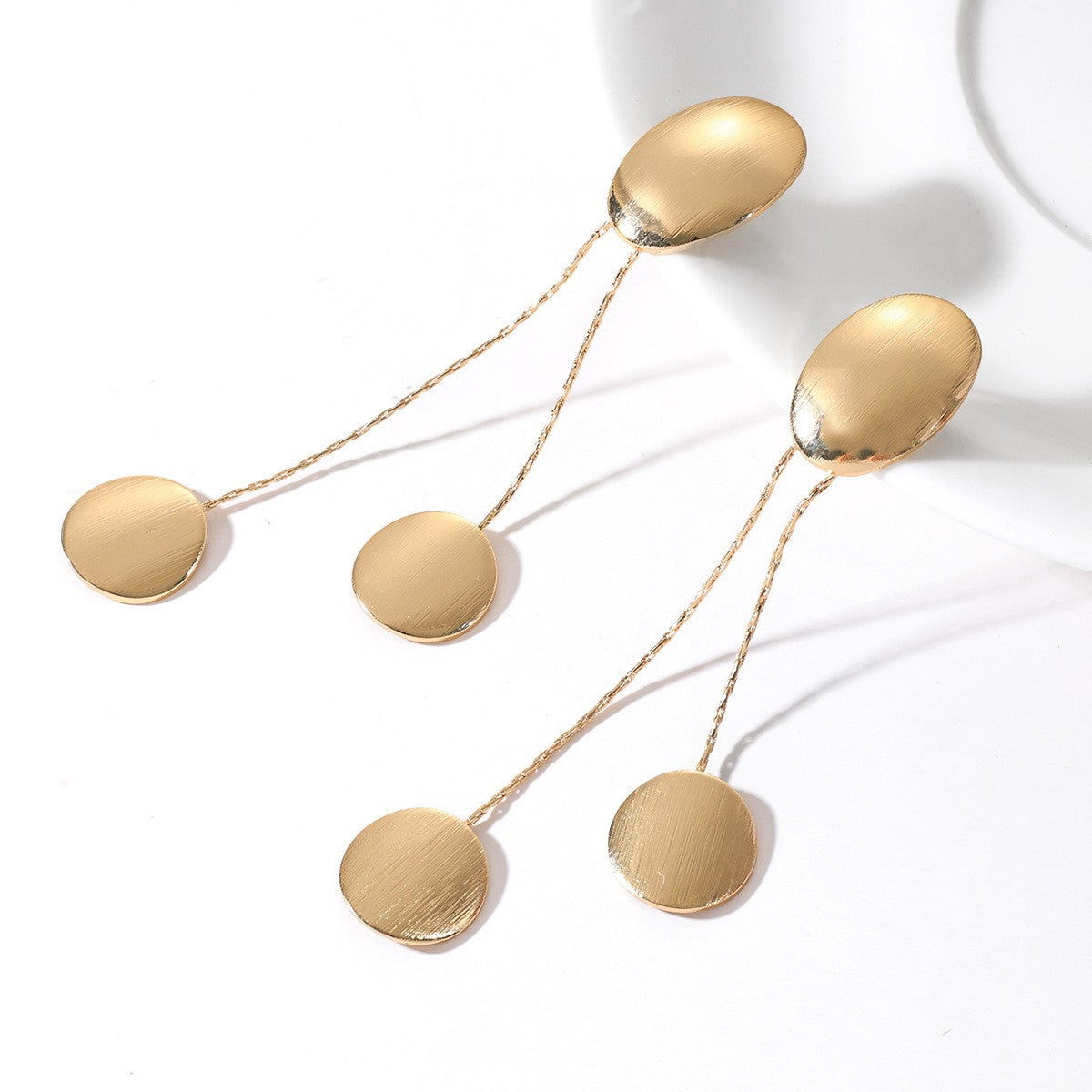 Classy Geometric Disc Linear Drop Earrings