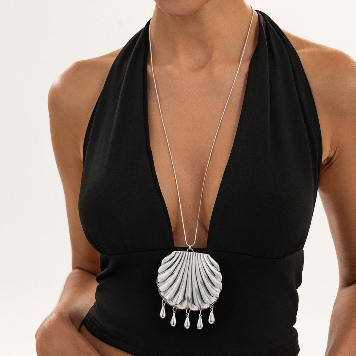 Classy Scalloped Shell Dangle Necklace