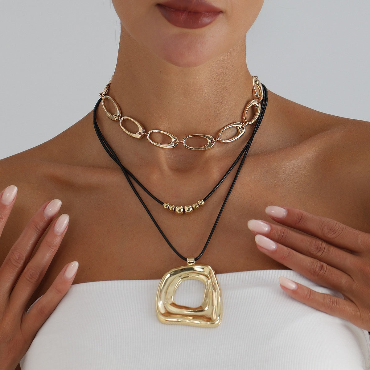 Classy Vintage Geometric Layered Necklace