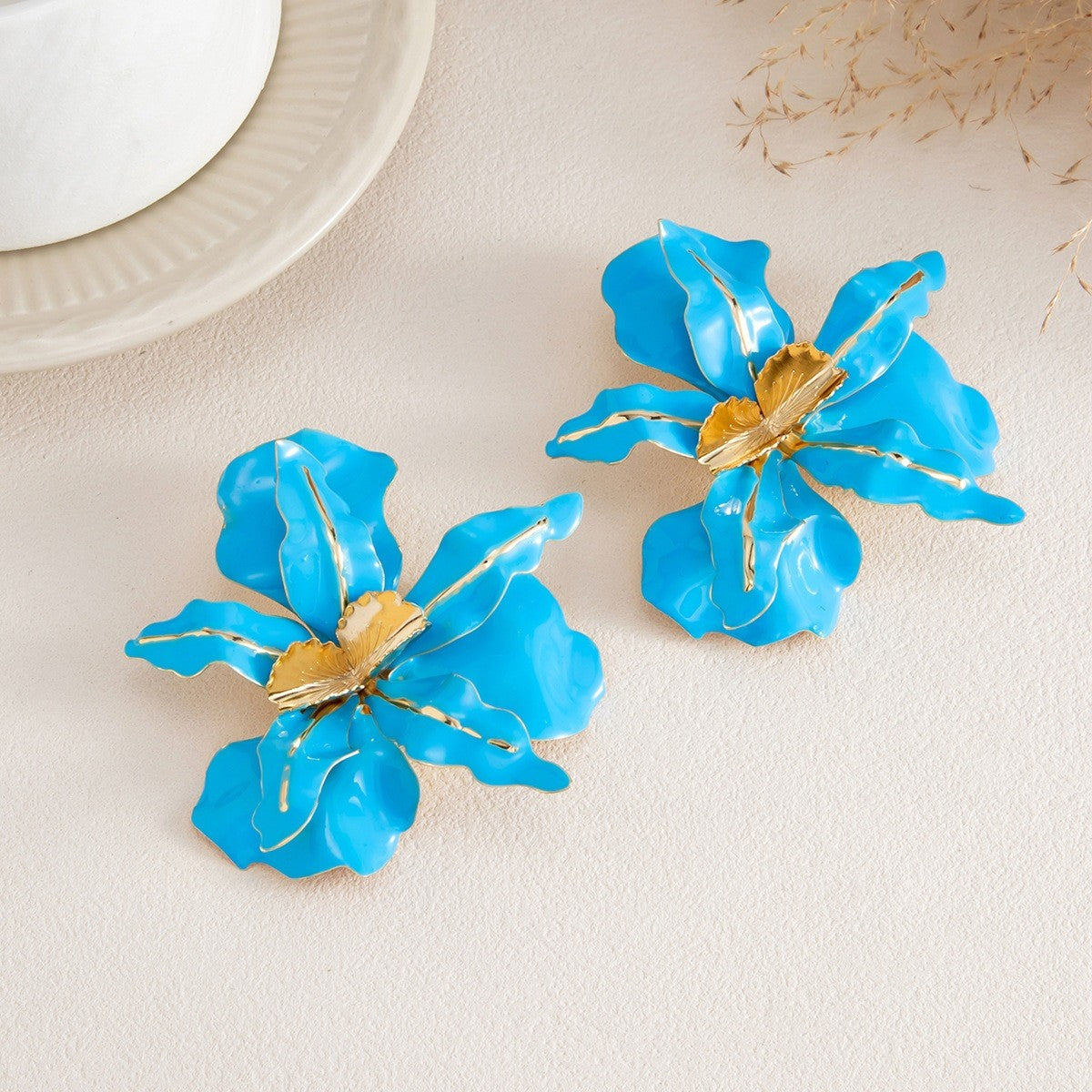 Classy White Enamel Flower Statement Earrings
