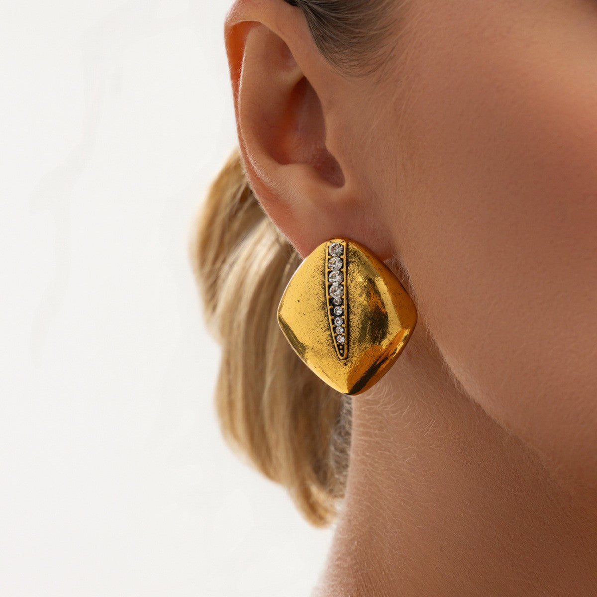 Classy Geometric Rhombus Stud Earrings