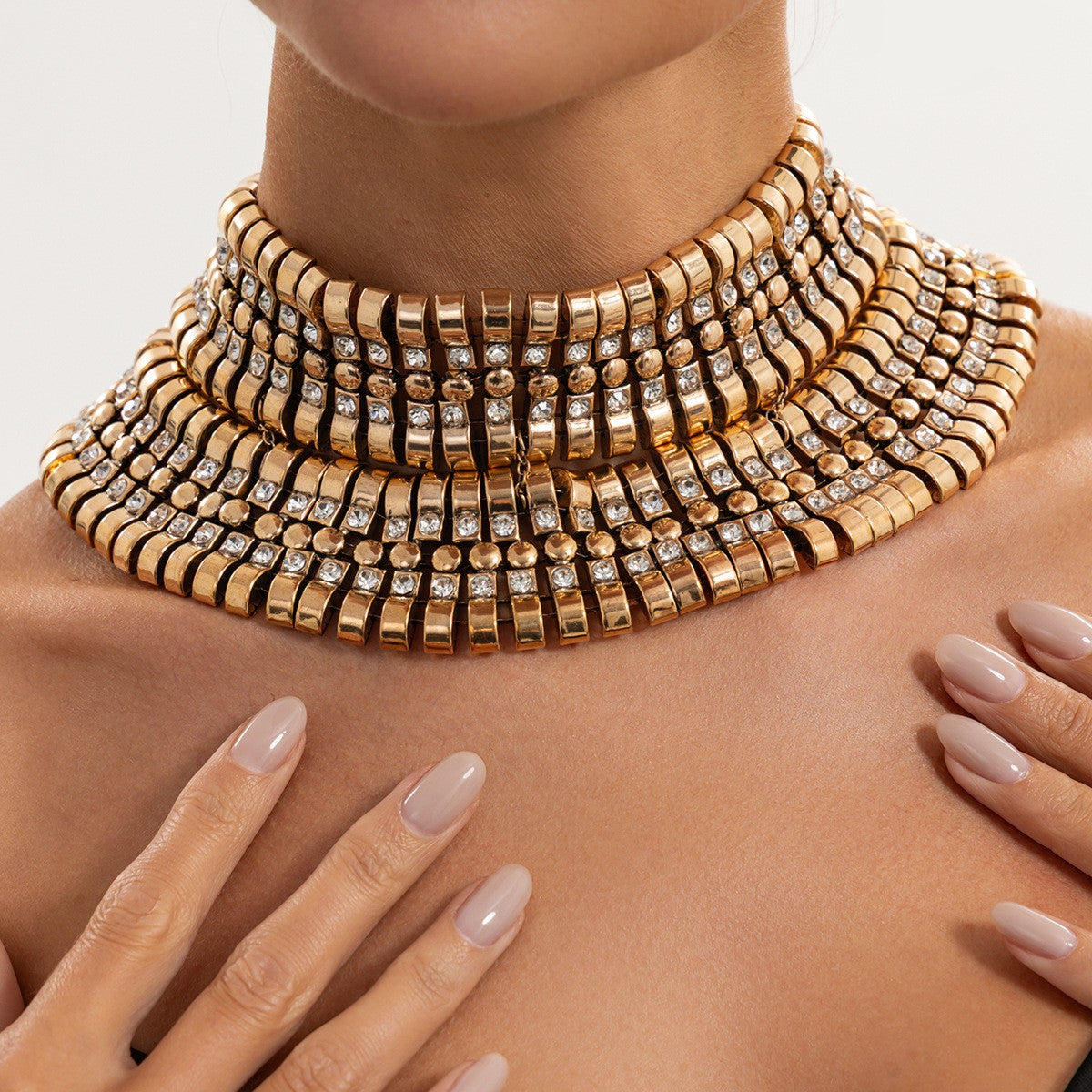 Classy Geometric Rhinestone Collar Necklace