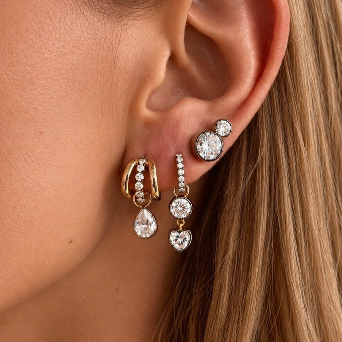 Classy Black Rim Zirconia Drop Earrings