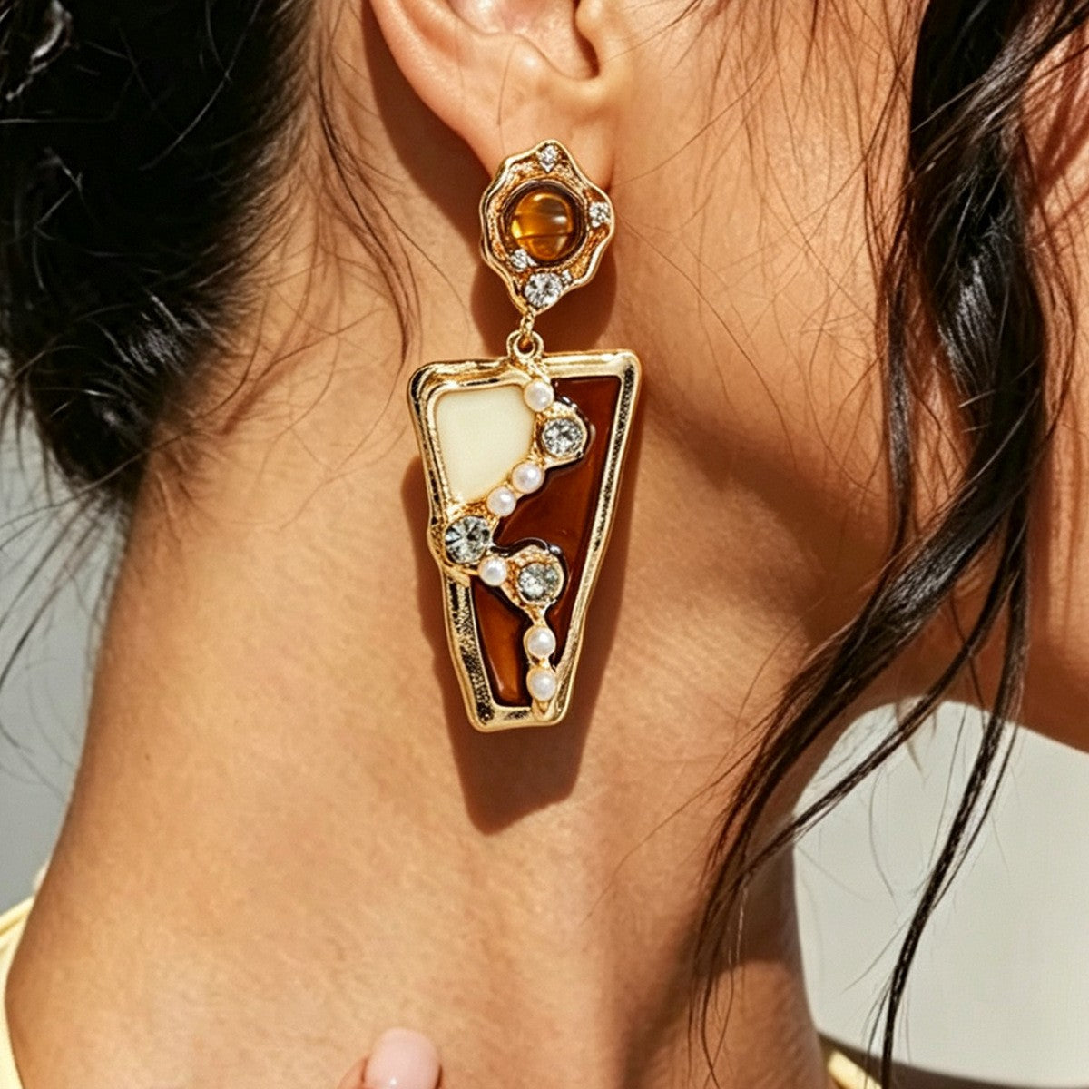 Classy Vintage Geometric Pearl Drop Earrings
