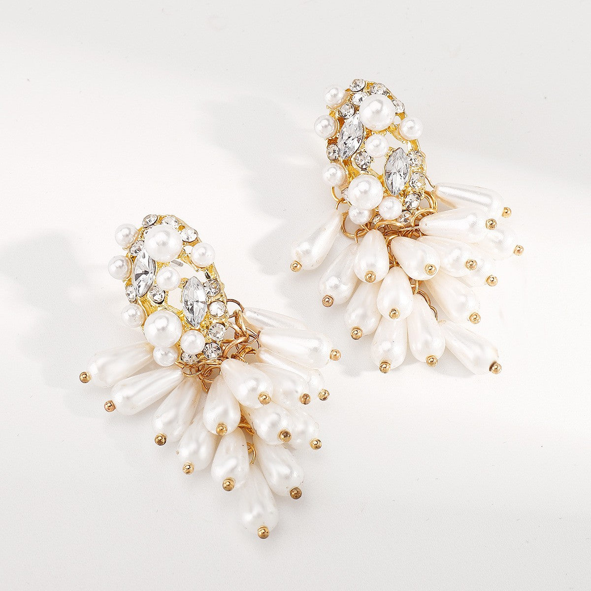 Classy Faux Pearl Cluster Dangle Earrings