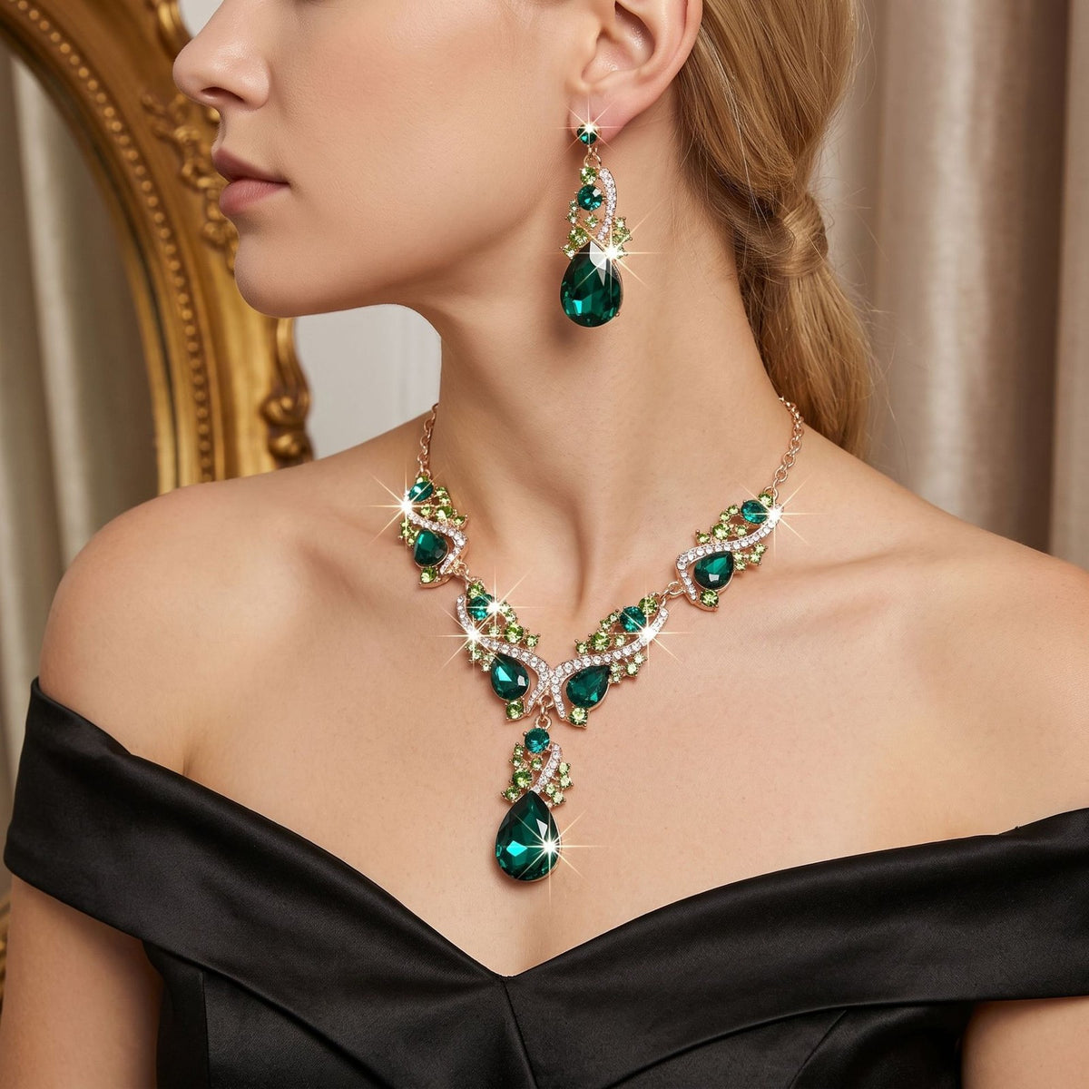 Elegant Vintage Green Leaf Teardrop Necklace & Earring Set