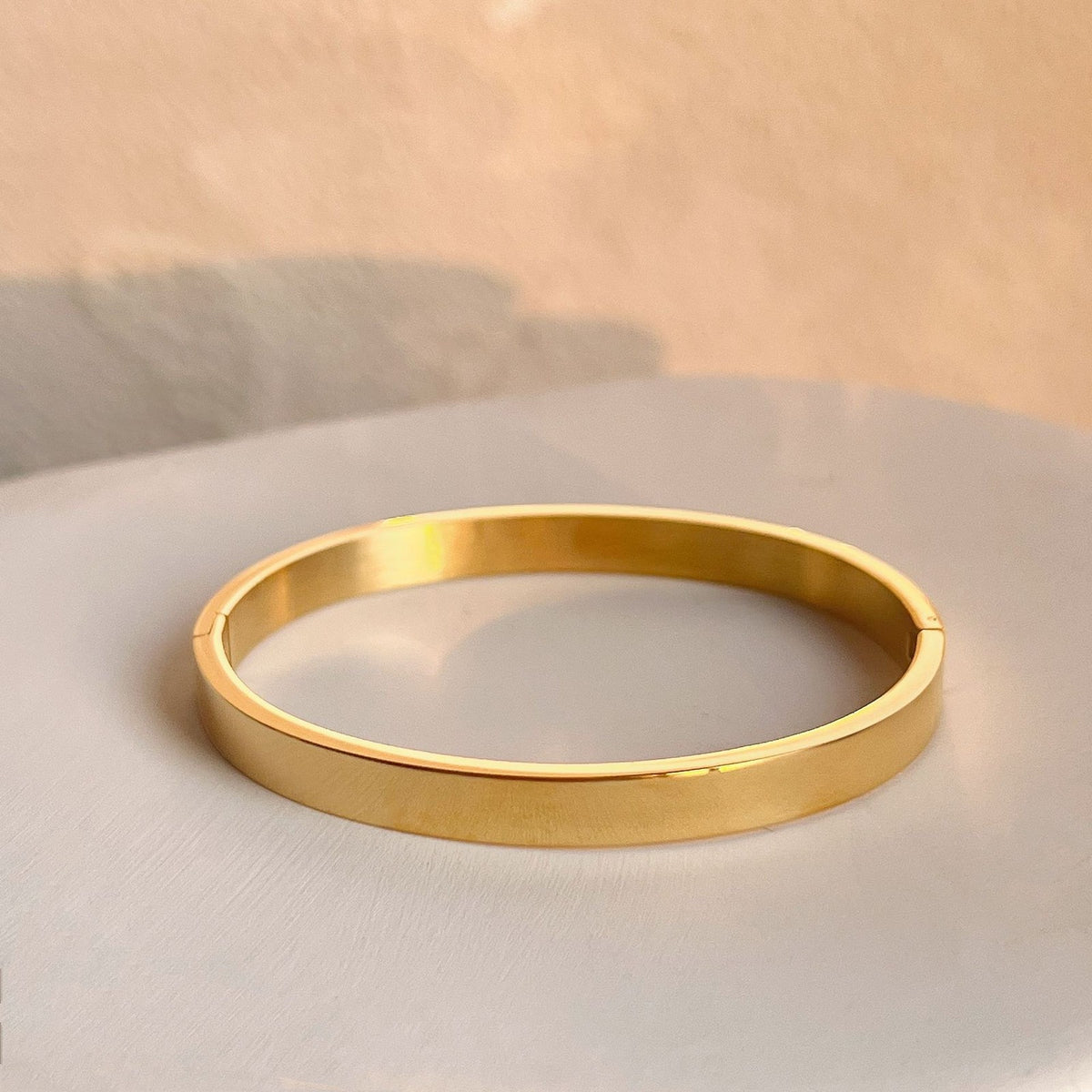 18k Vintage Star & Stripe Bangle Set