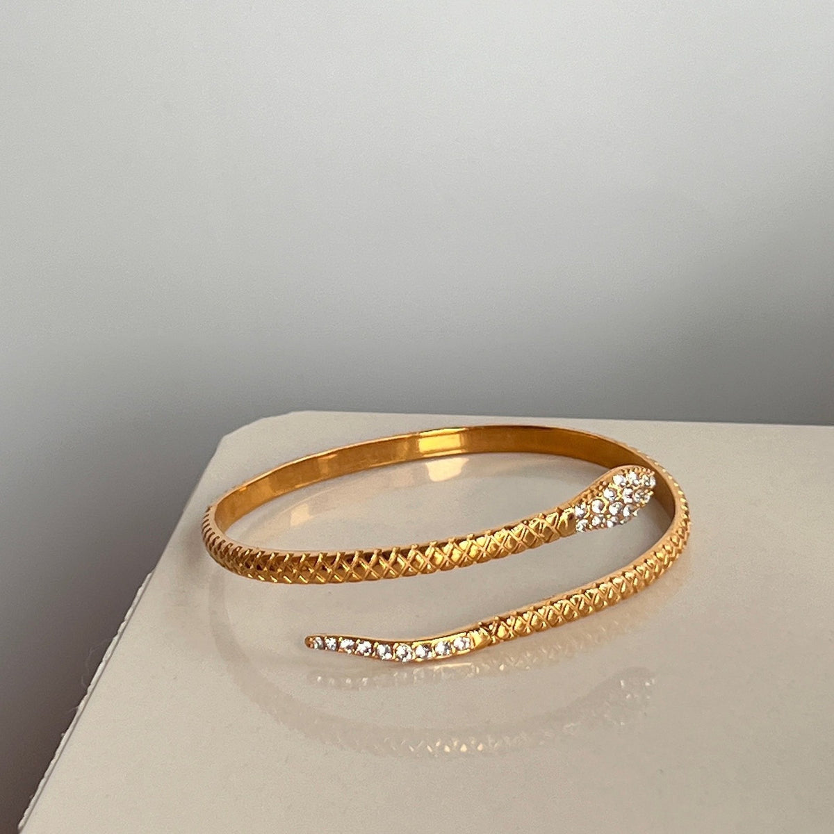 18k Vintage Pave Snake Bangle