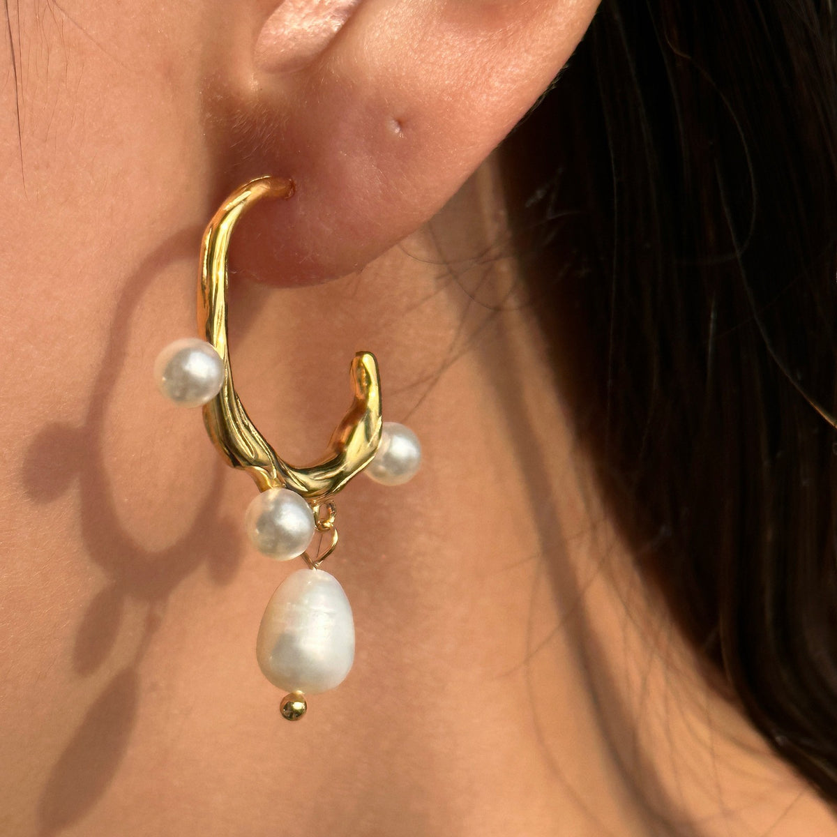18k Romantic Branch Pearl Hoop Earrings