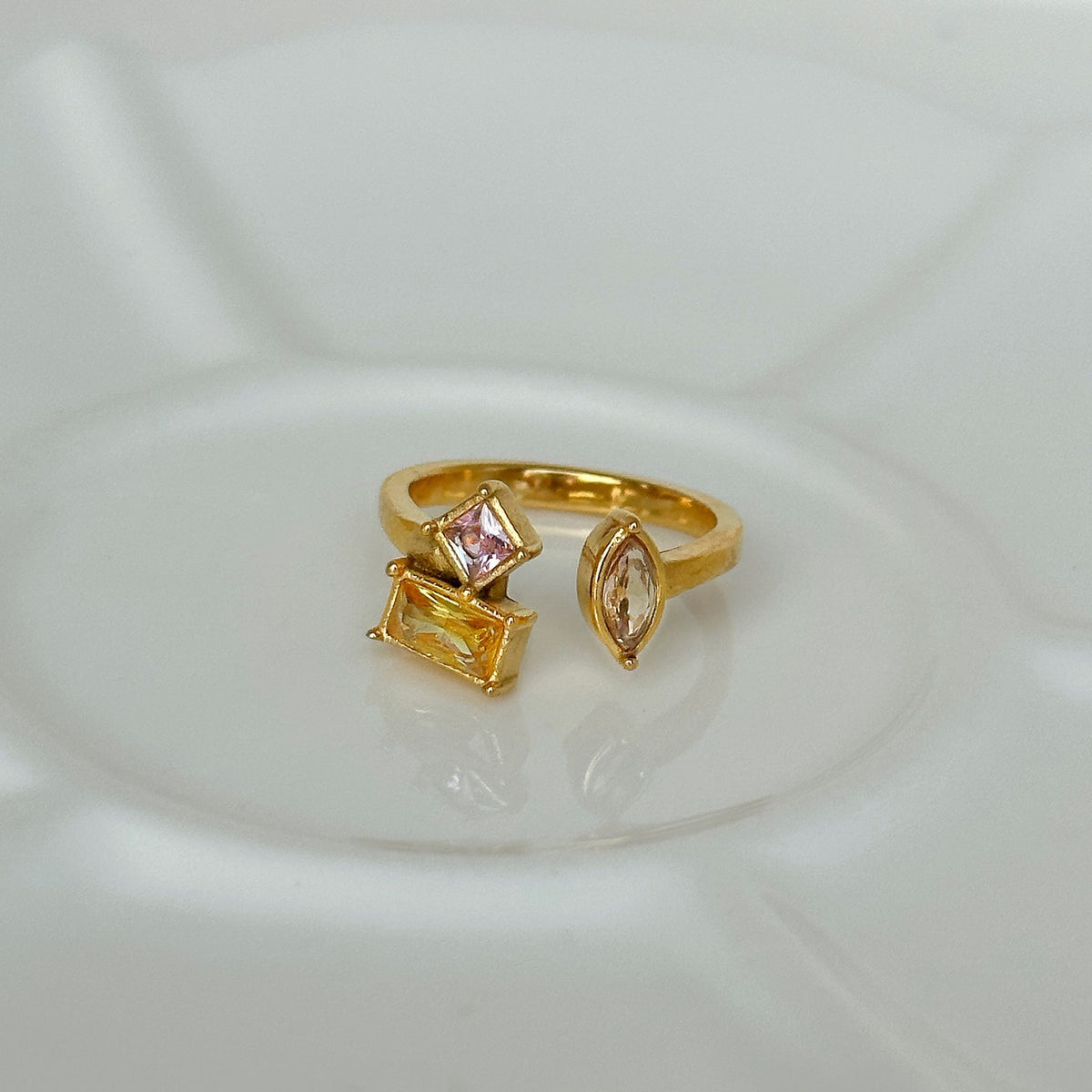 18k Classy Geometric CZ Open Ring
